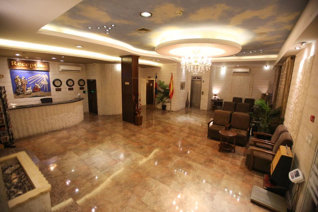 Shepherd Plaza Hotel Вифлеем Экстерьер фото